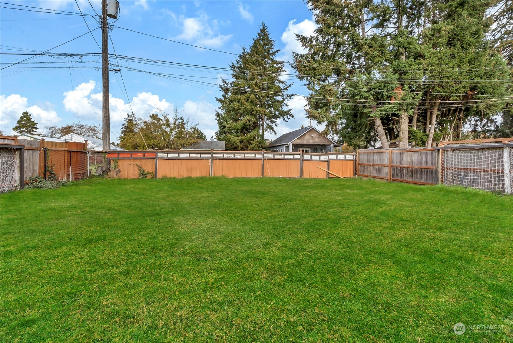 4605 S American Lake Boulevard