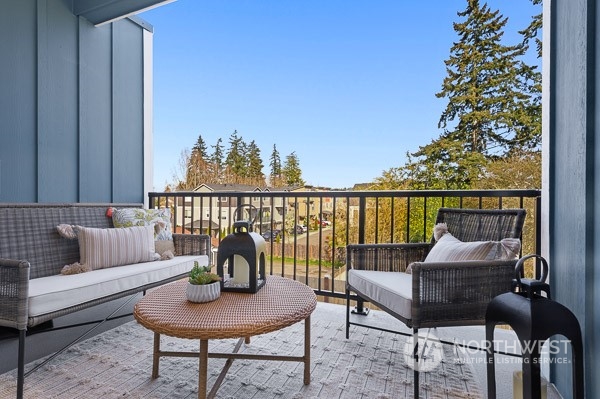 15423 Admiralty Way Unit: E6
