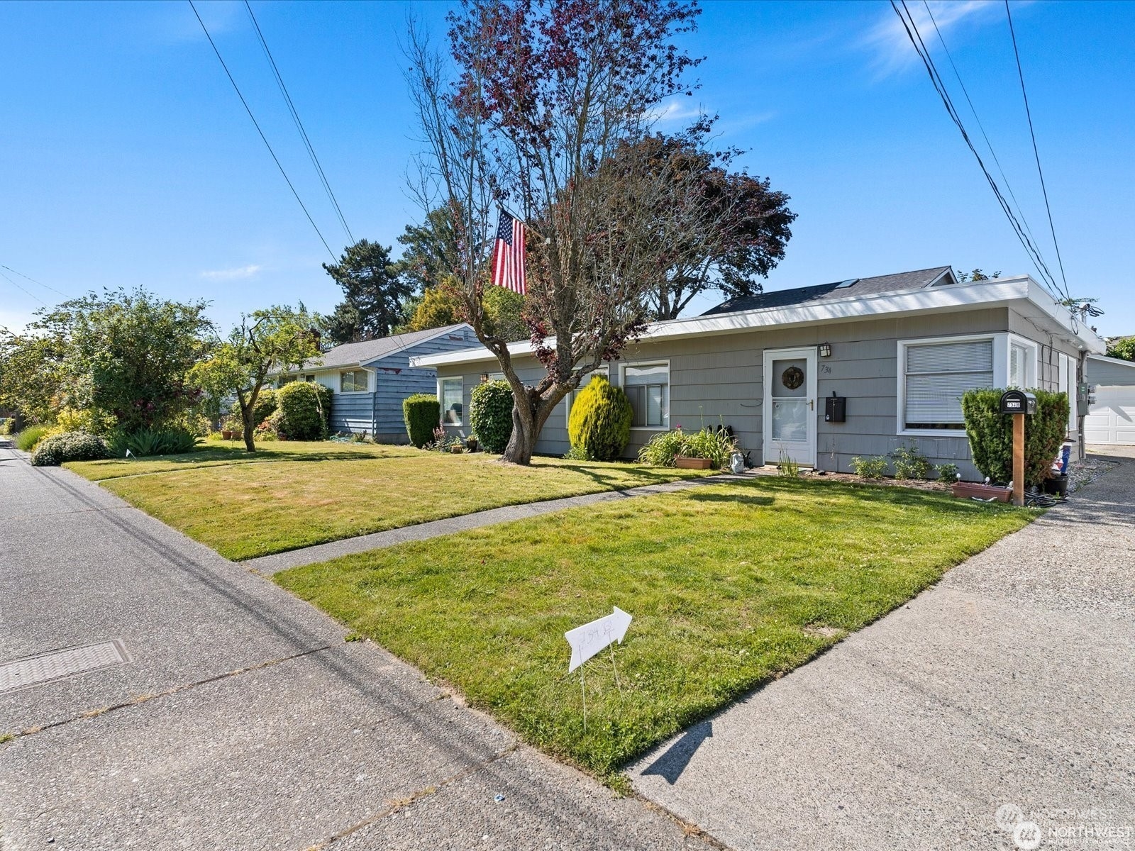 732 -734 N 91st