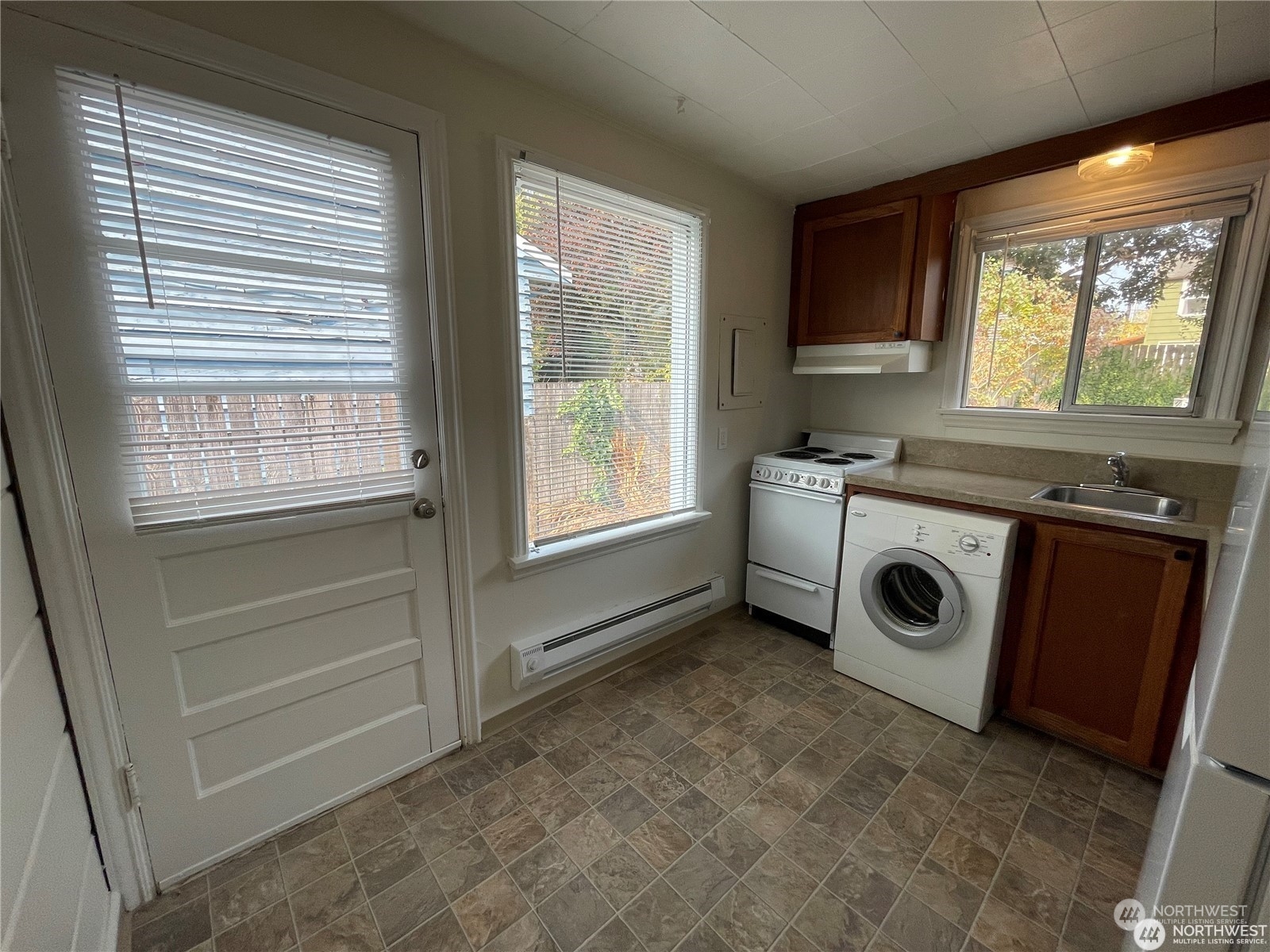 732 -734 N 91st