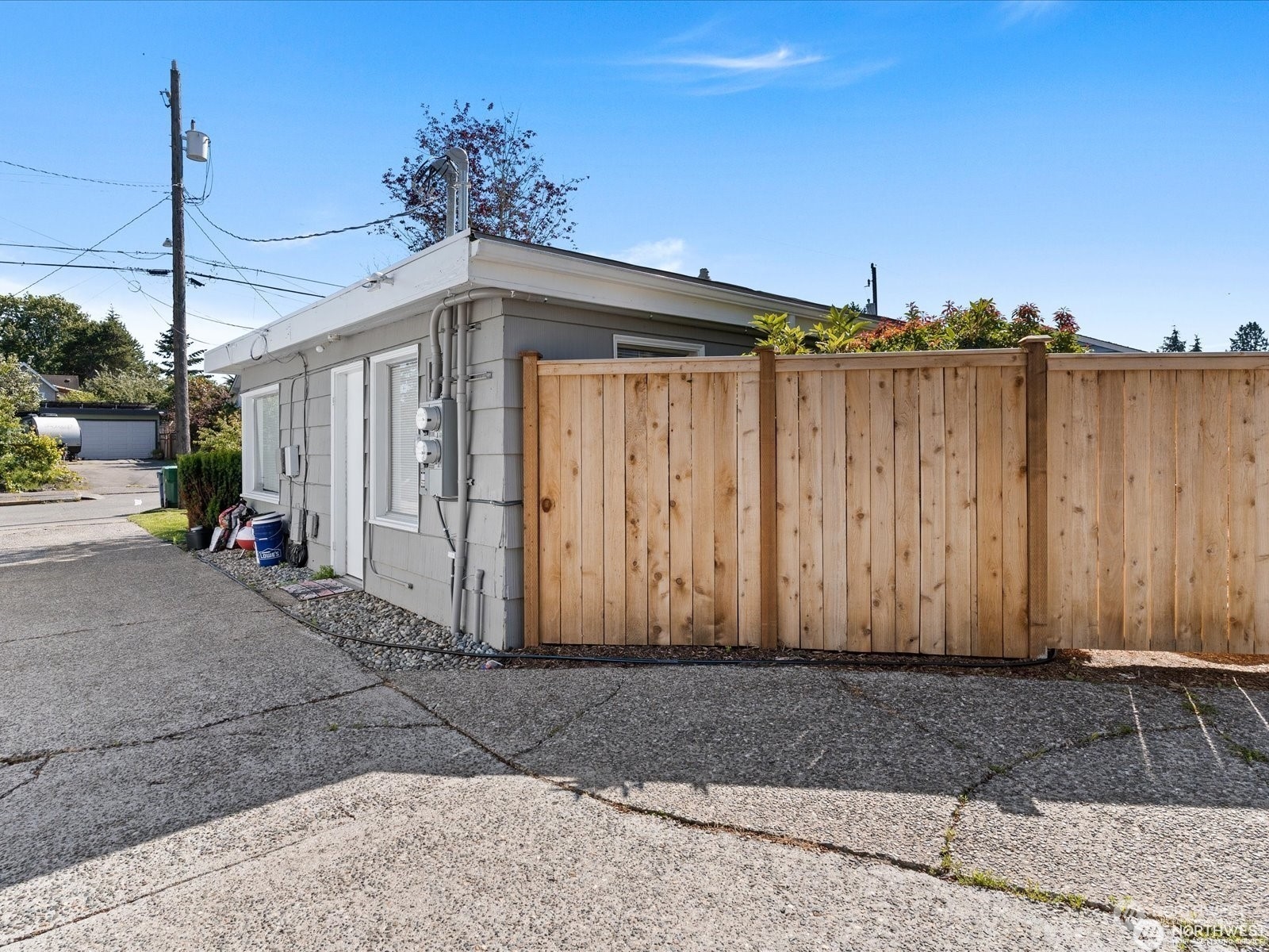 732 -734 N 91st