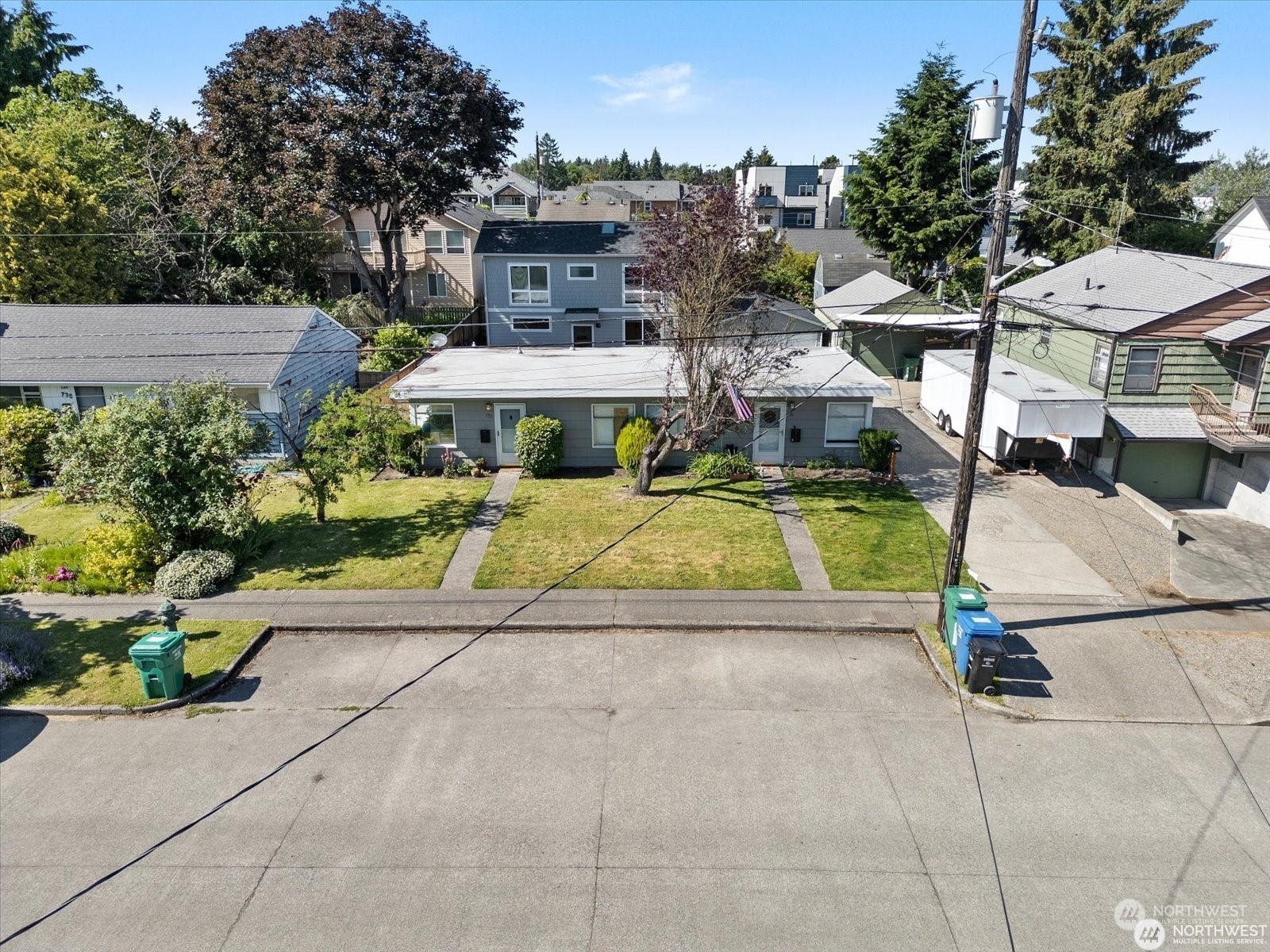 732 -734 N 91st