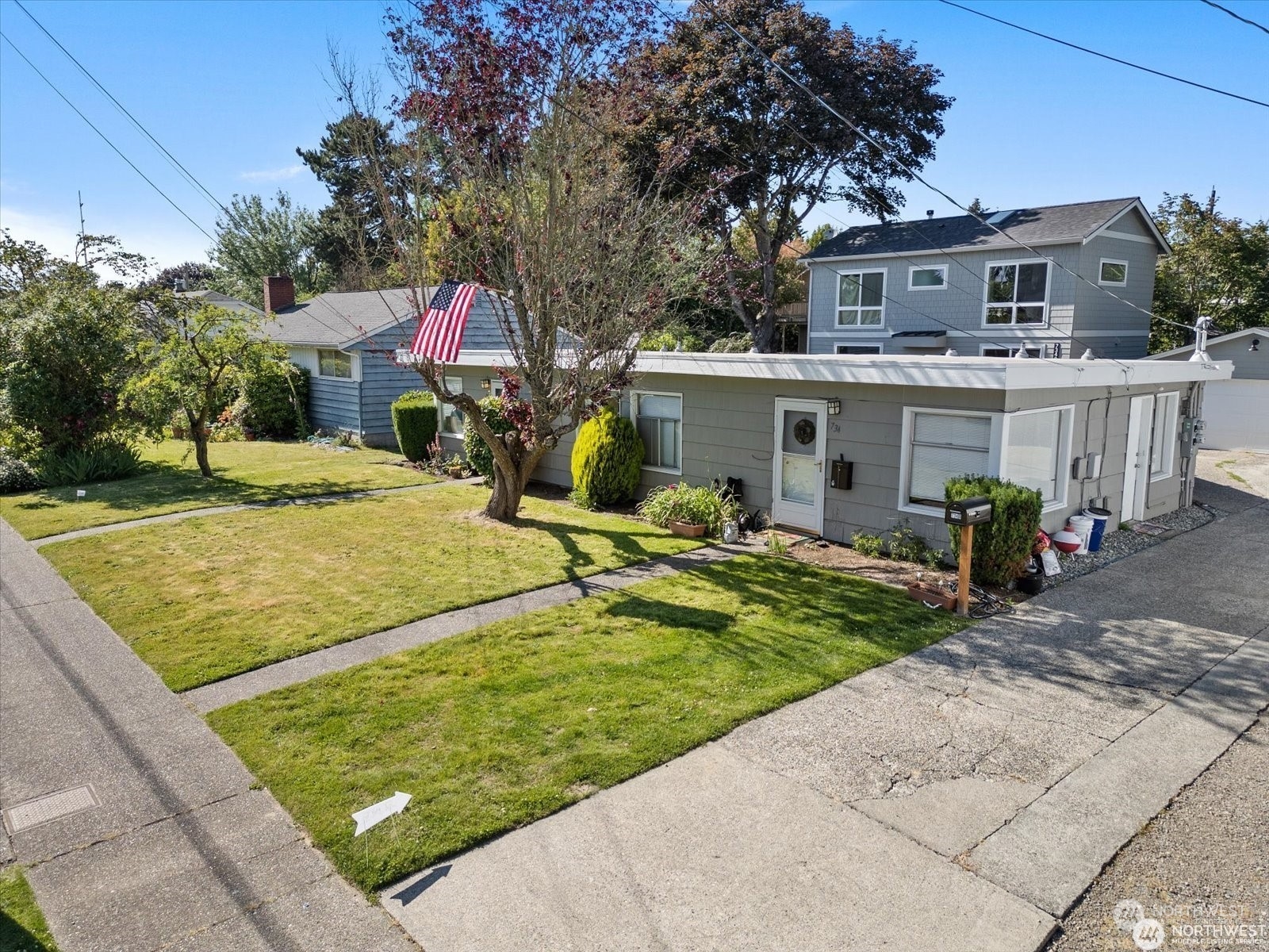 732 -734 N 91st