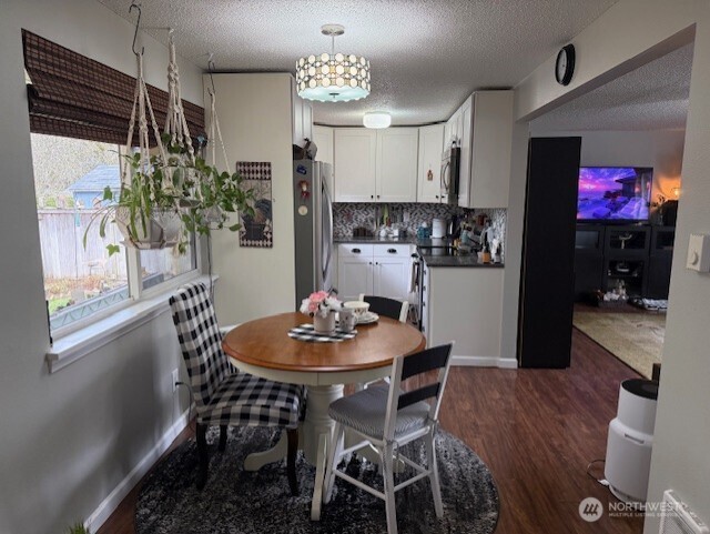 4312 Sunset Drive W