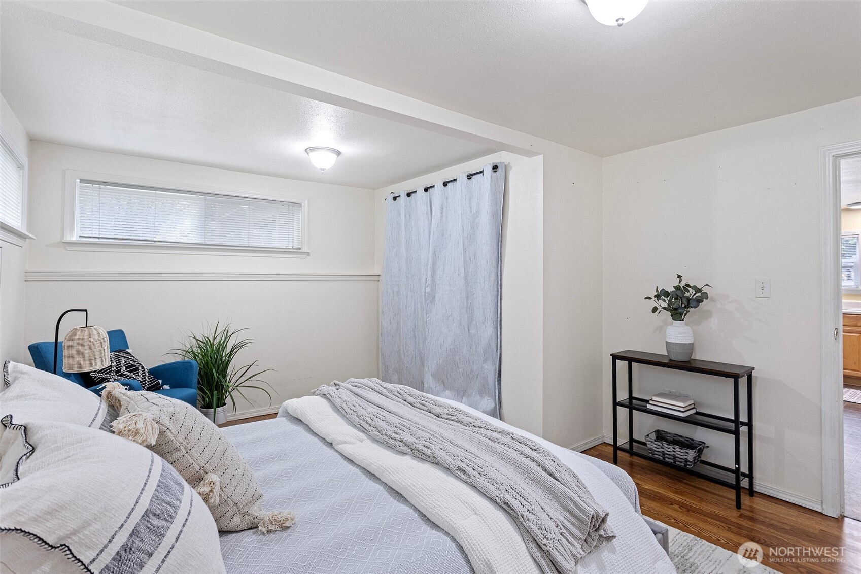 5305 NE 193rd Street Unit: A & B