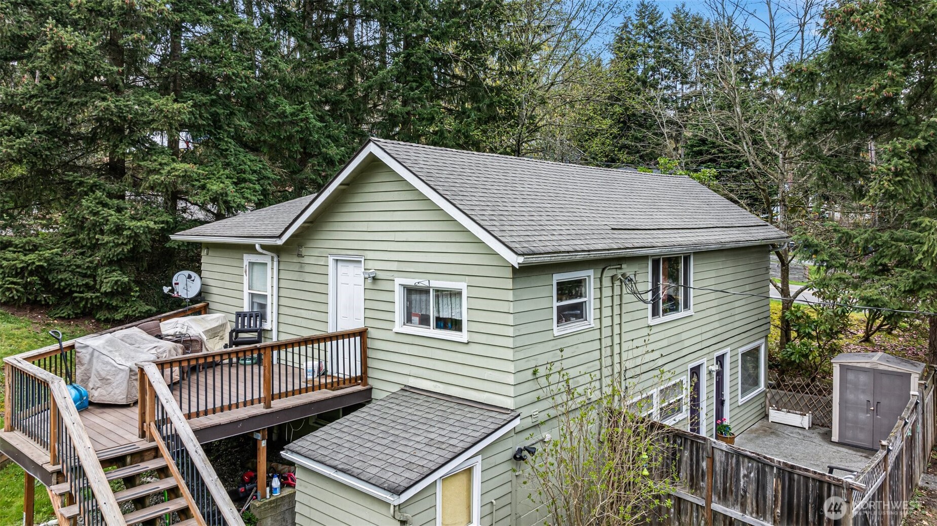 5305 NE 193rd Street Unit: A & B
