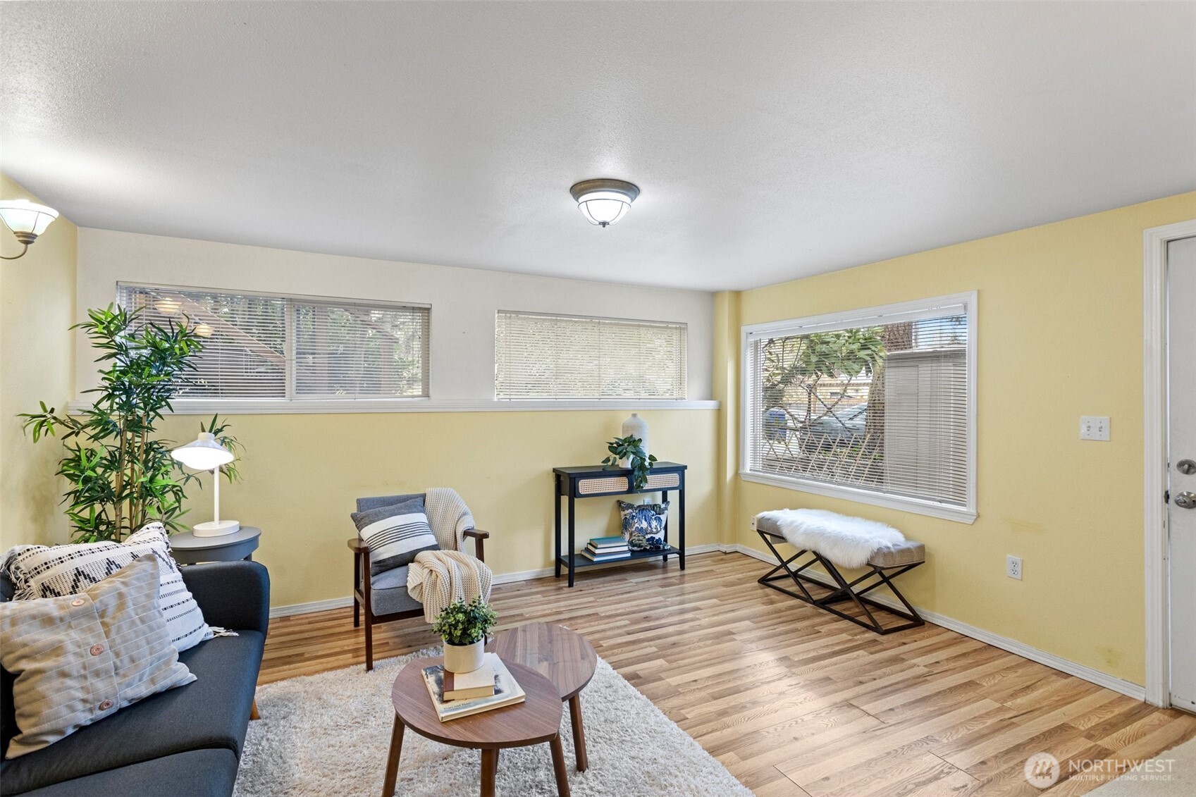 5305 NE 193rd Street Unit: A & B