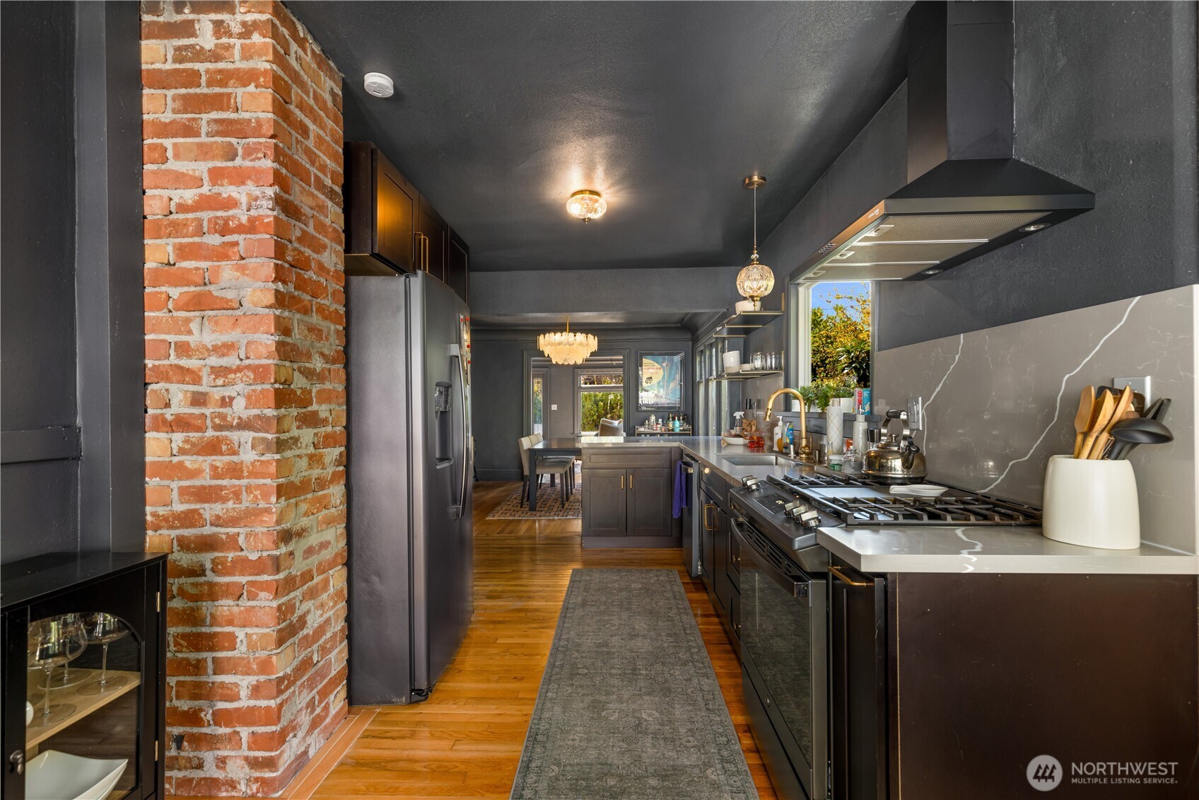 1302 N 77th Street