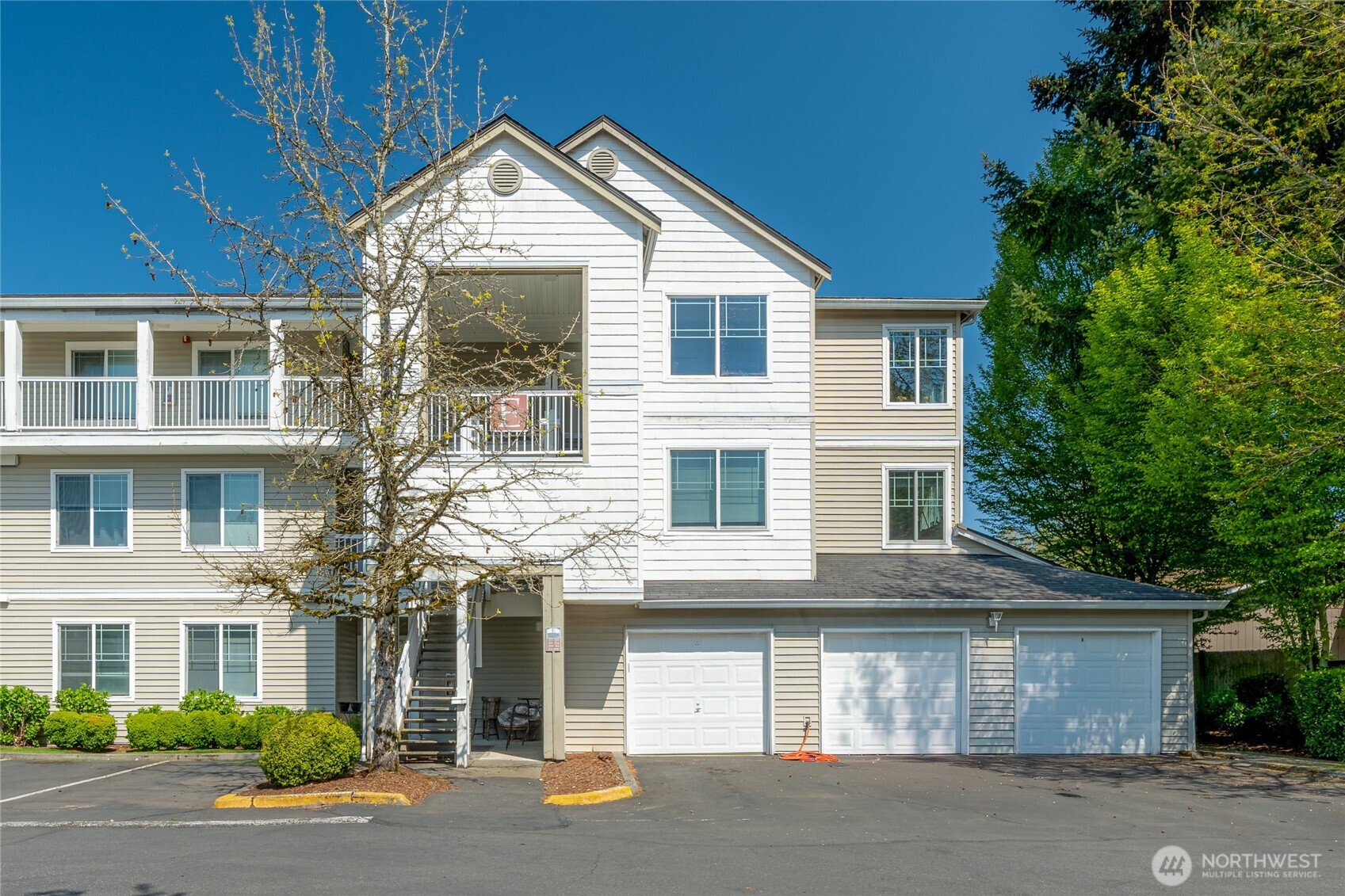 2009 196th Street SE Unit: E304