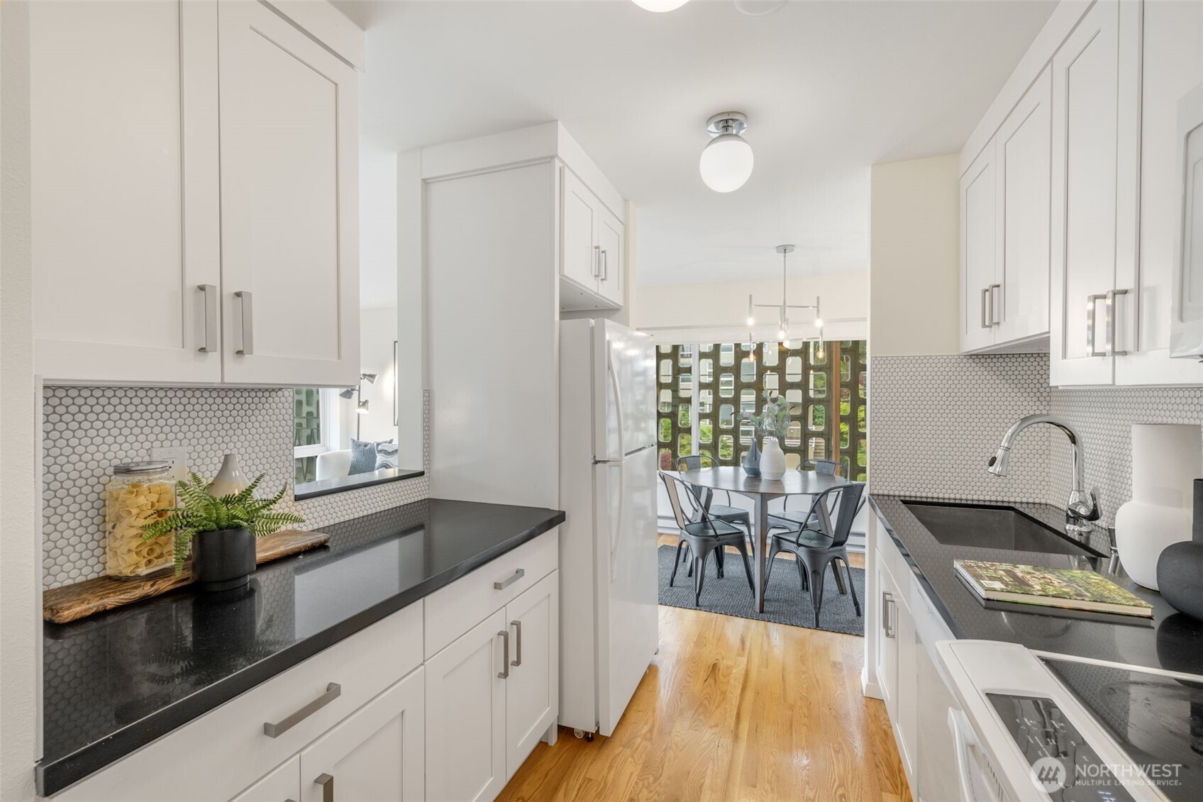 2524 Boyer Avenue E Unit: 448