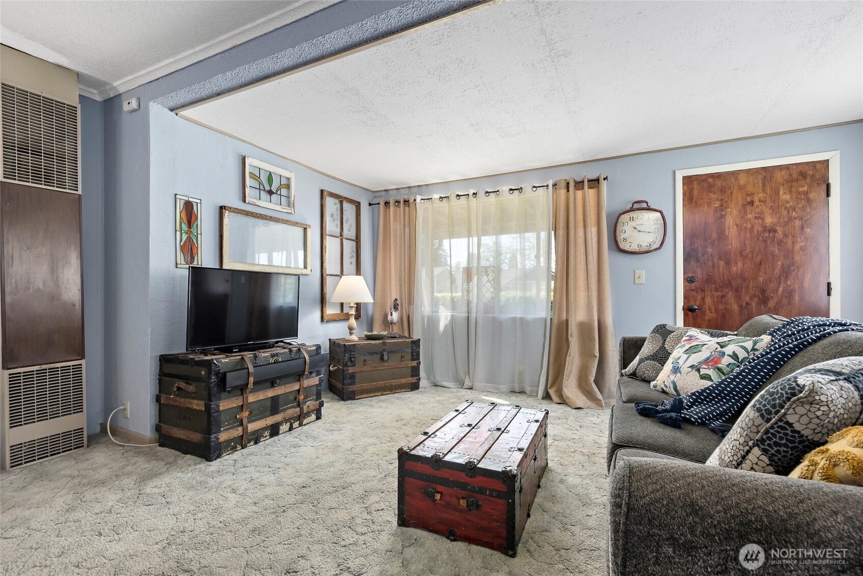 503 Train Street SE