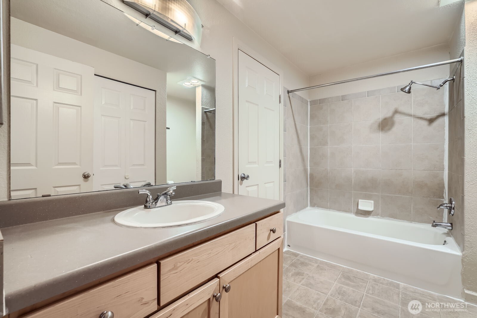 23723 12th Place S Unit: 2005