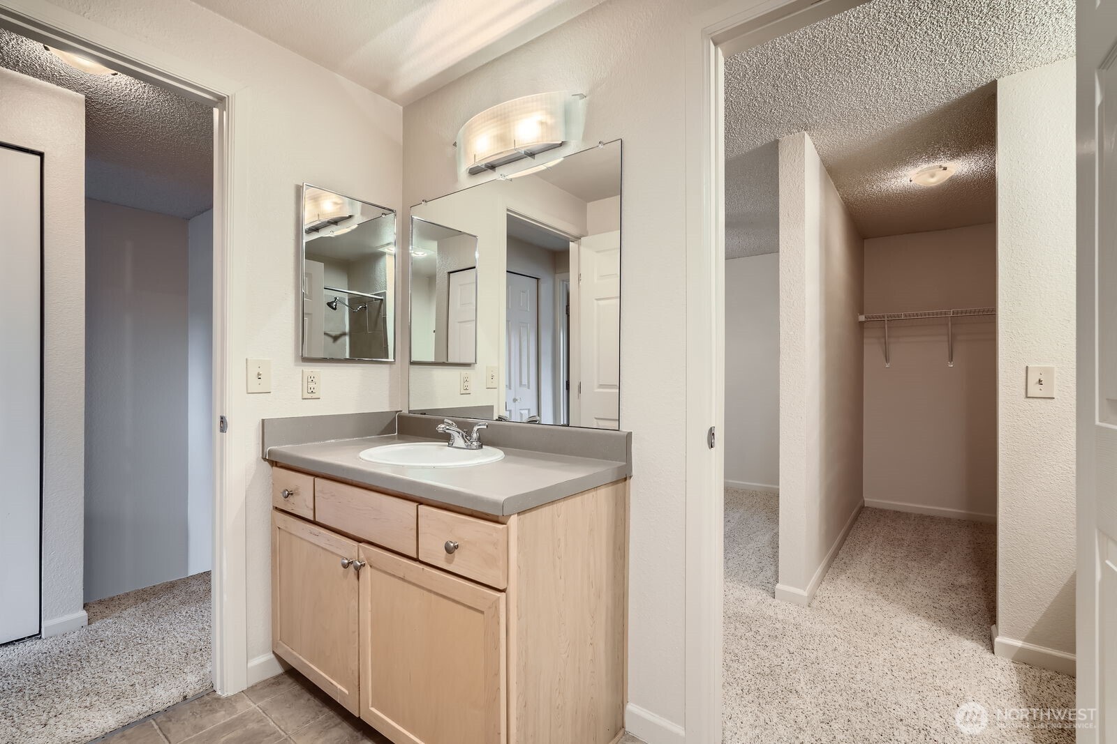 23723 12th Place S Unit: 2005