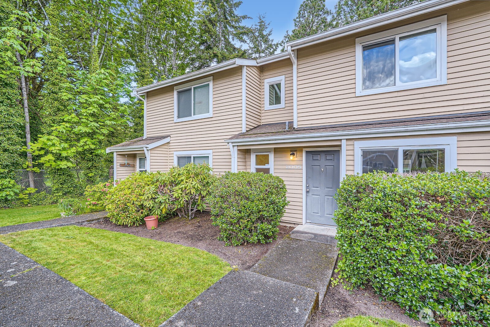 23723 12th Place S Unit: 2005