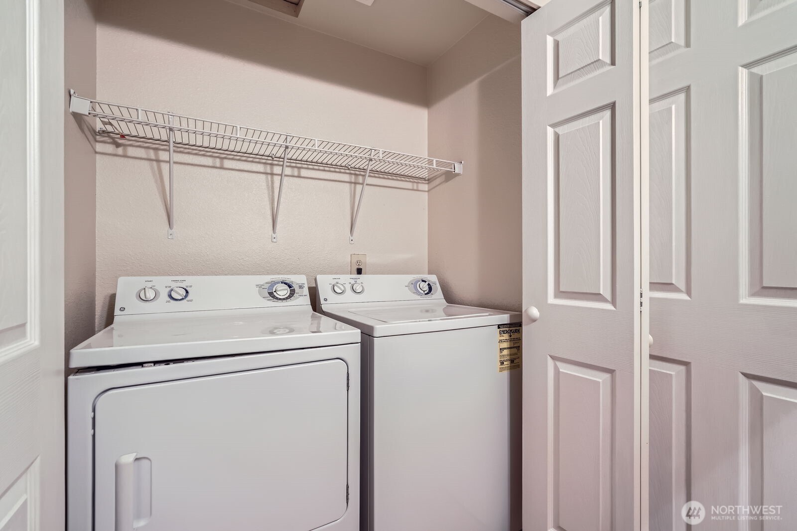 23723 12th Place S Unit: 2005