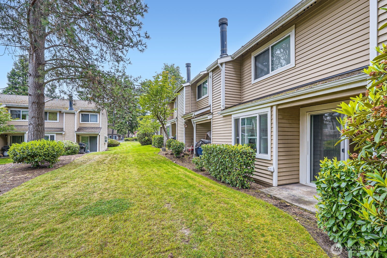 23723 12th Place S Unit: 2005