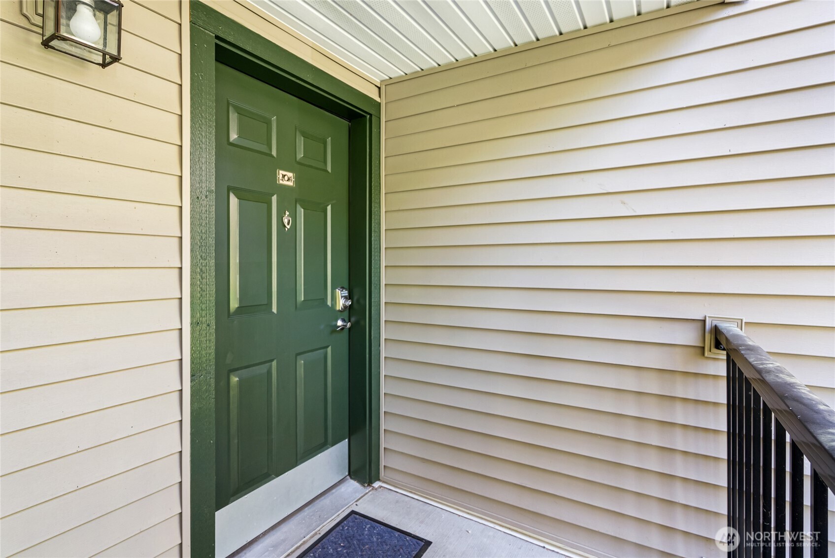 11307 NE 128th Street Unit: G204
