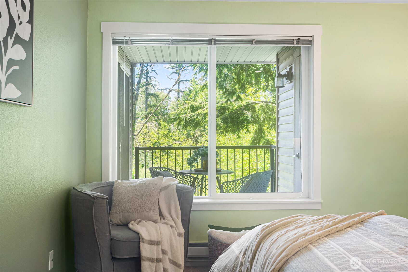 11307 NE 128th Street Unit: G204
