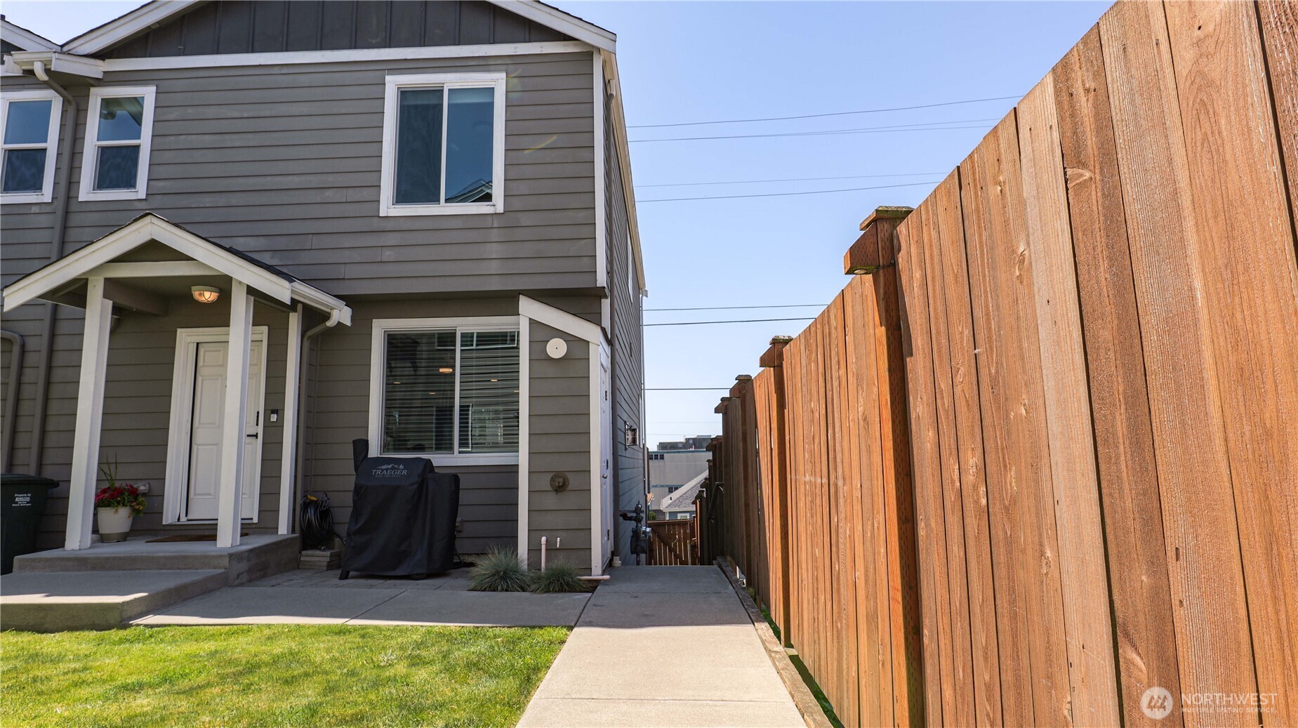 2620 Grand Avenue Unit: D