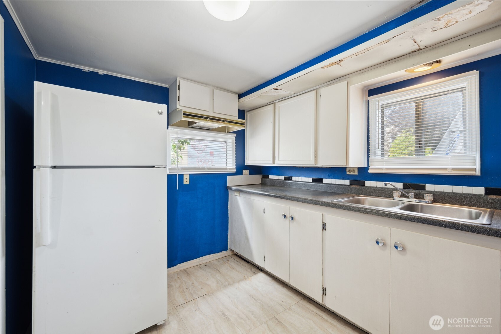 810 & 808 S Ferry Street