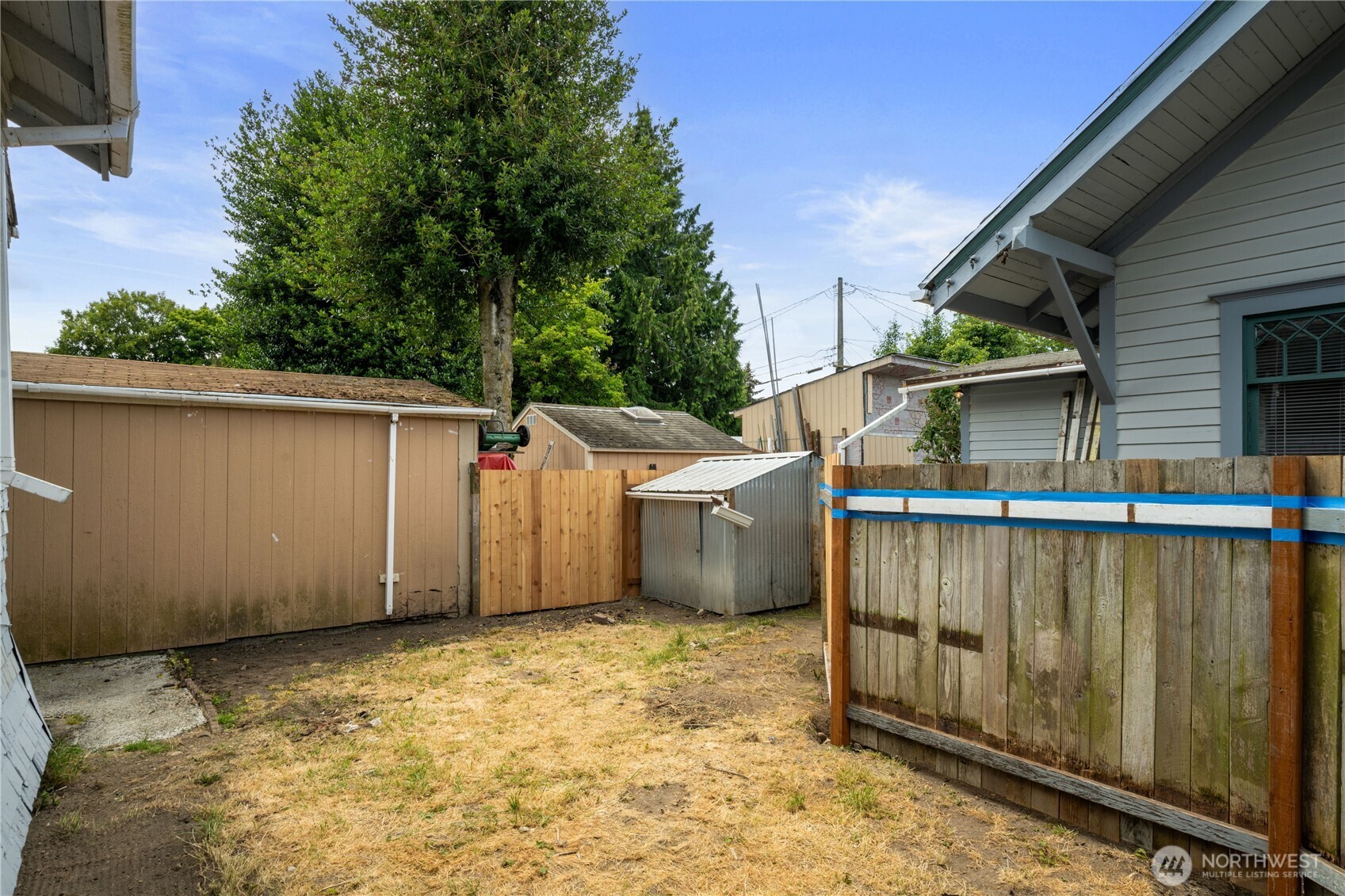 810 & 808 S Ferry Street