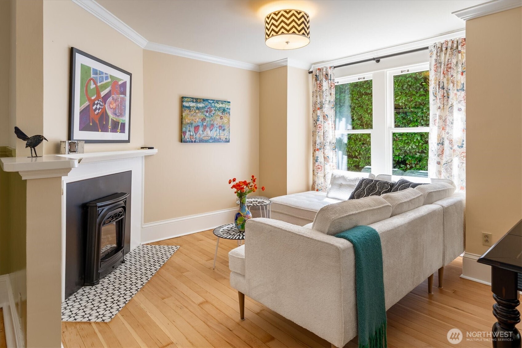 5618 Keystone Place N