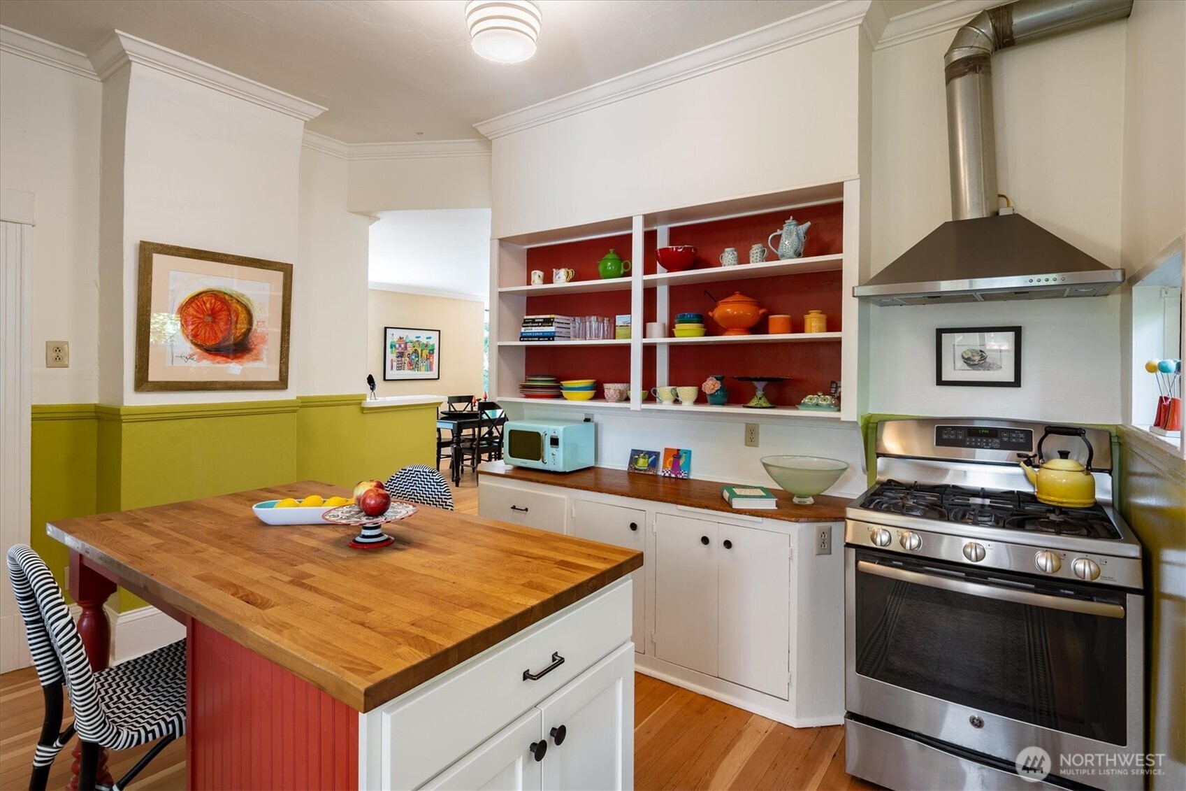 5618 Keystone Place N