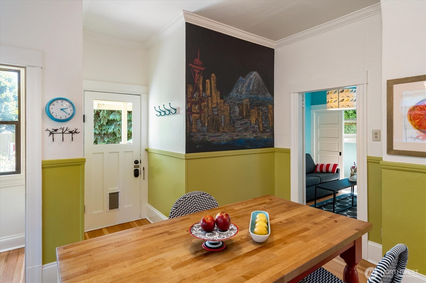 5618 Keystone Place N