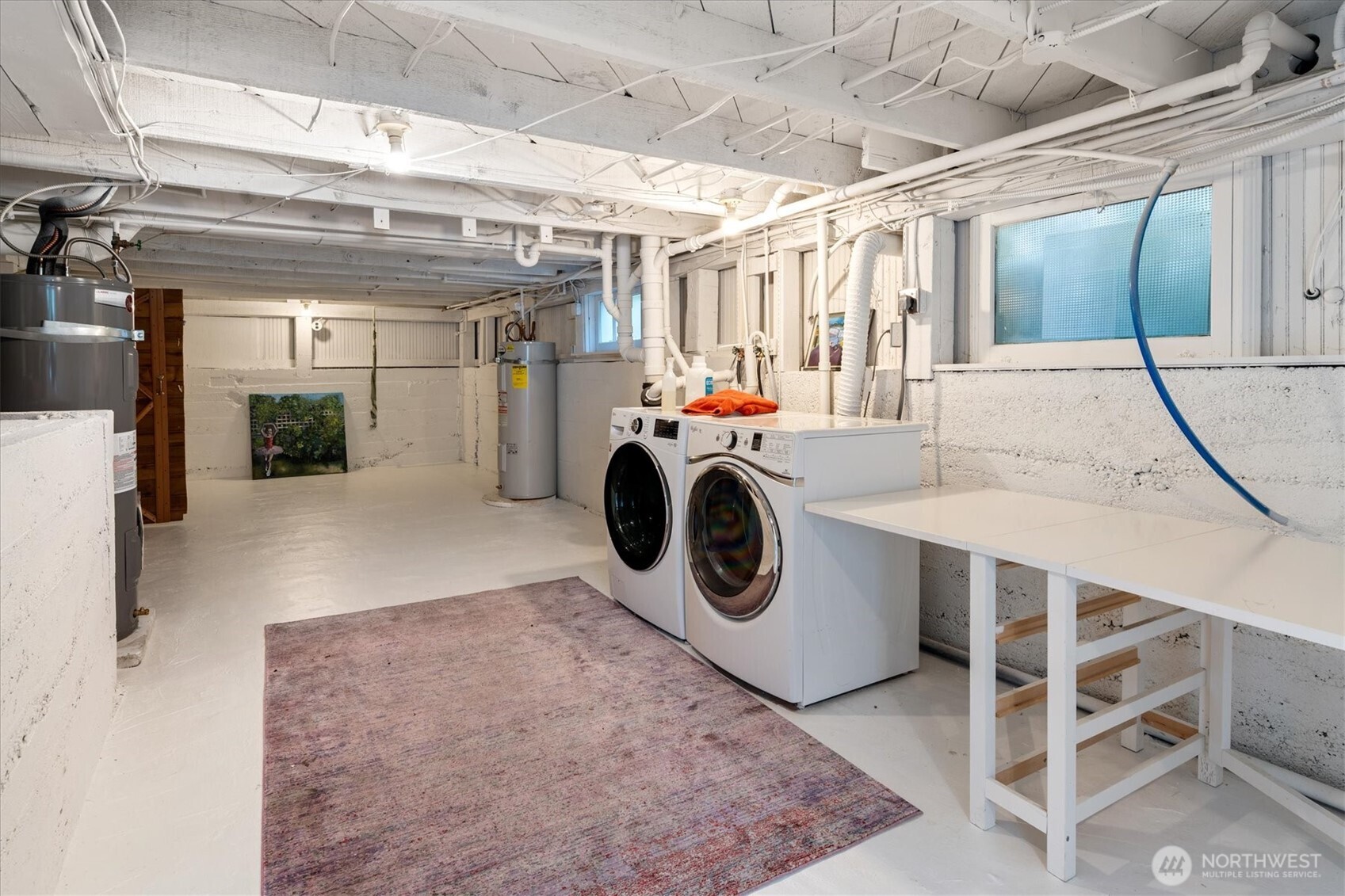 5618 Keystone Place N