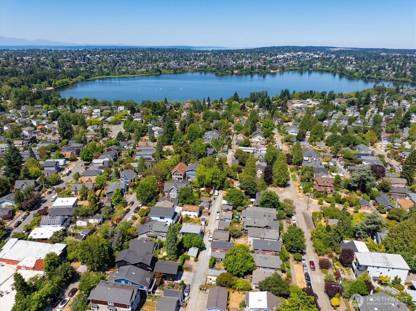 5618 Keystone Place N