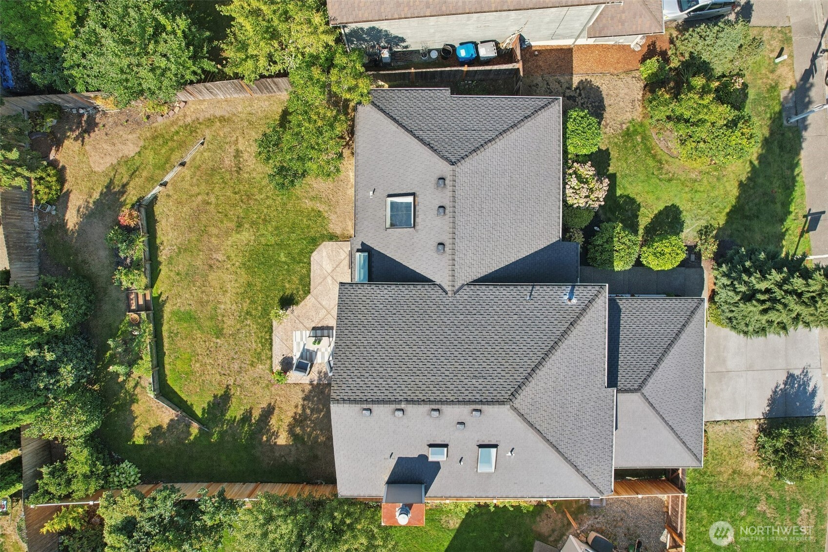 2229 Ilwaco Avenue NE