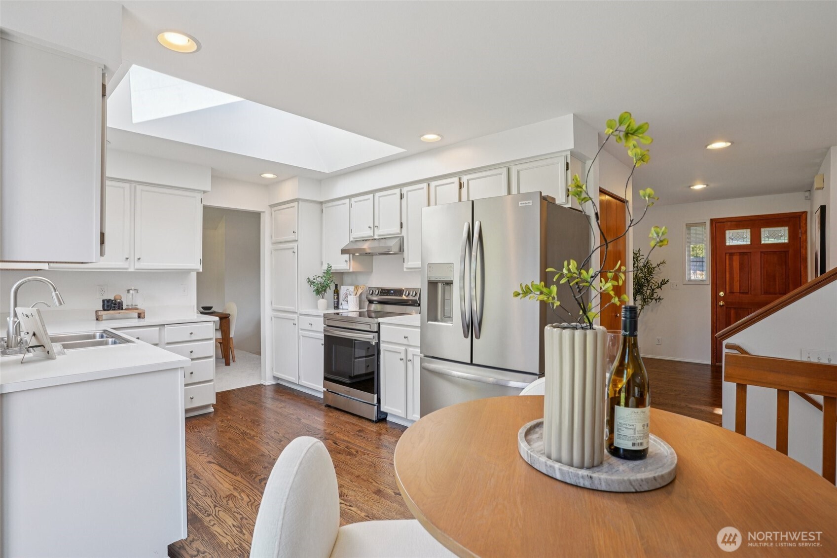 2229 Ilwaco Avenue NE