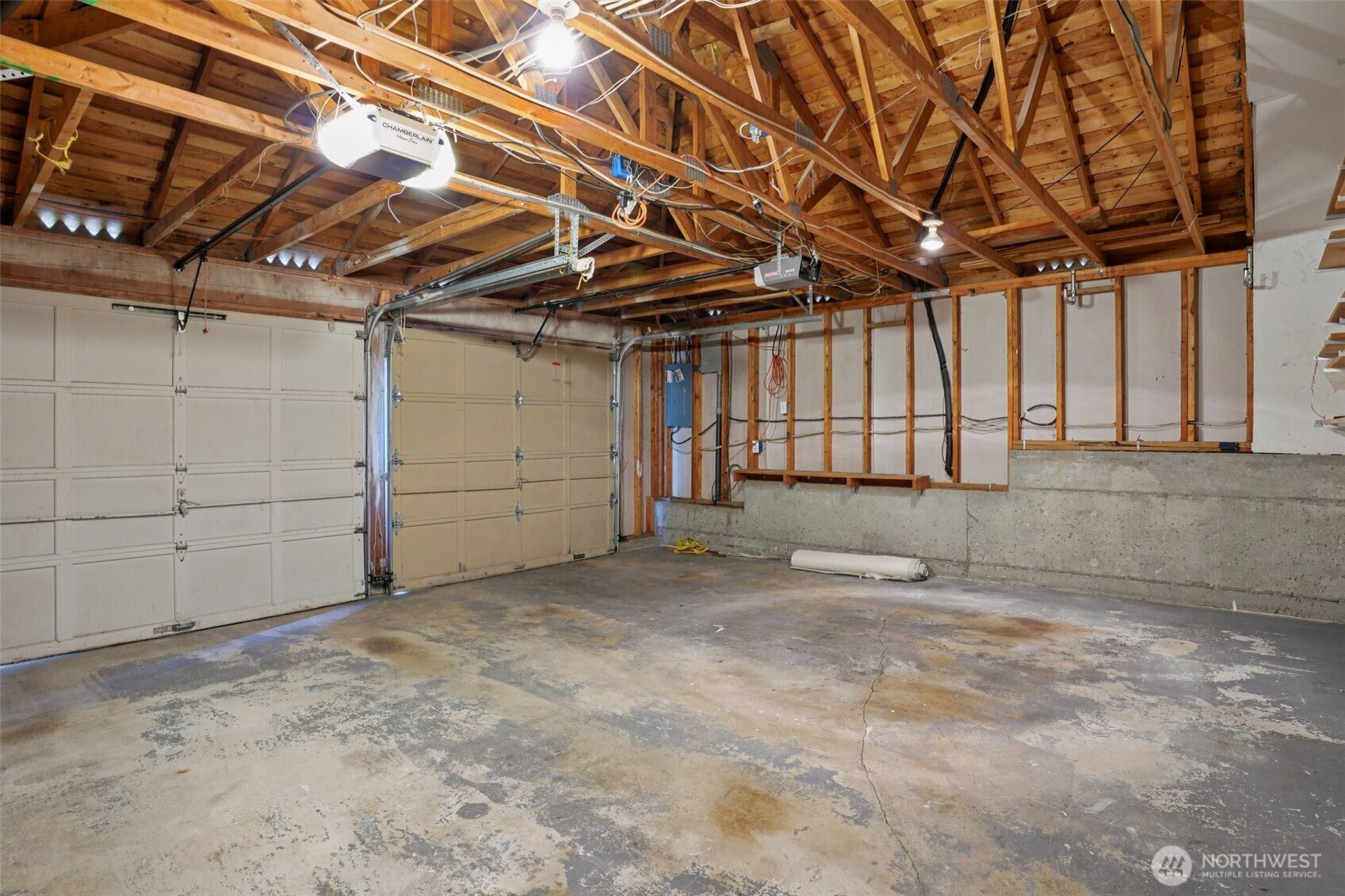 2229 Ilwaco Avenue NE