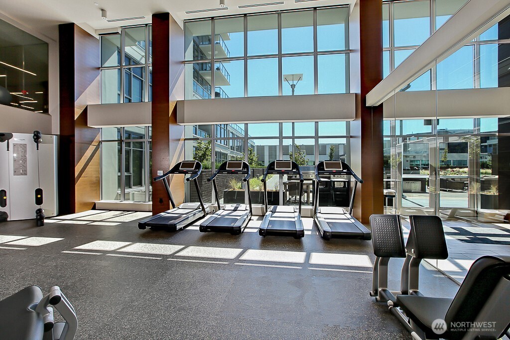 583 Battery Street Unit: 309N