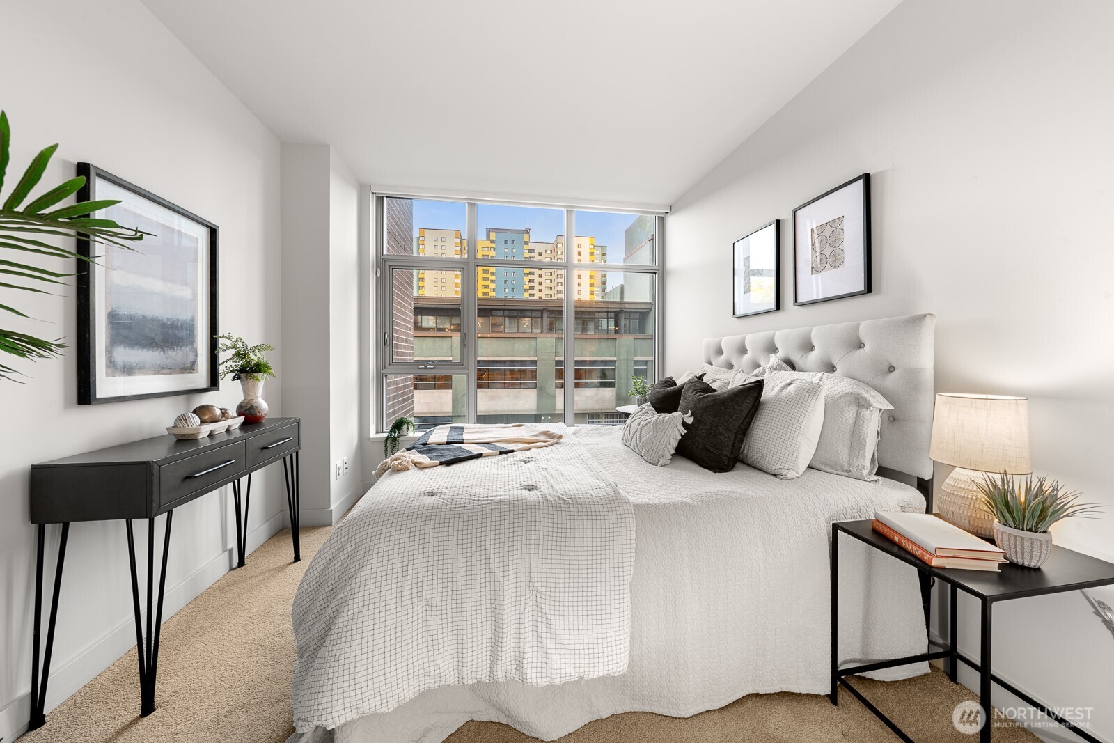 583 Battery Street Unit: 309N