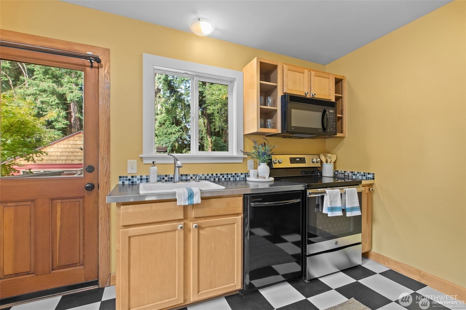 13527 23rd Avenue NE