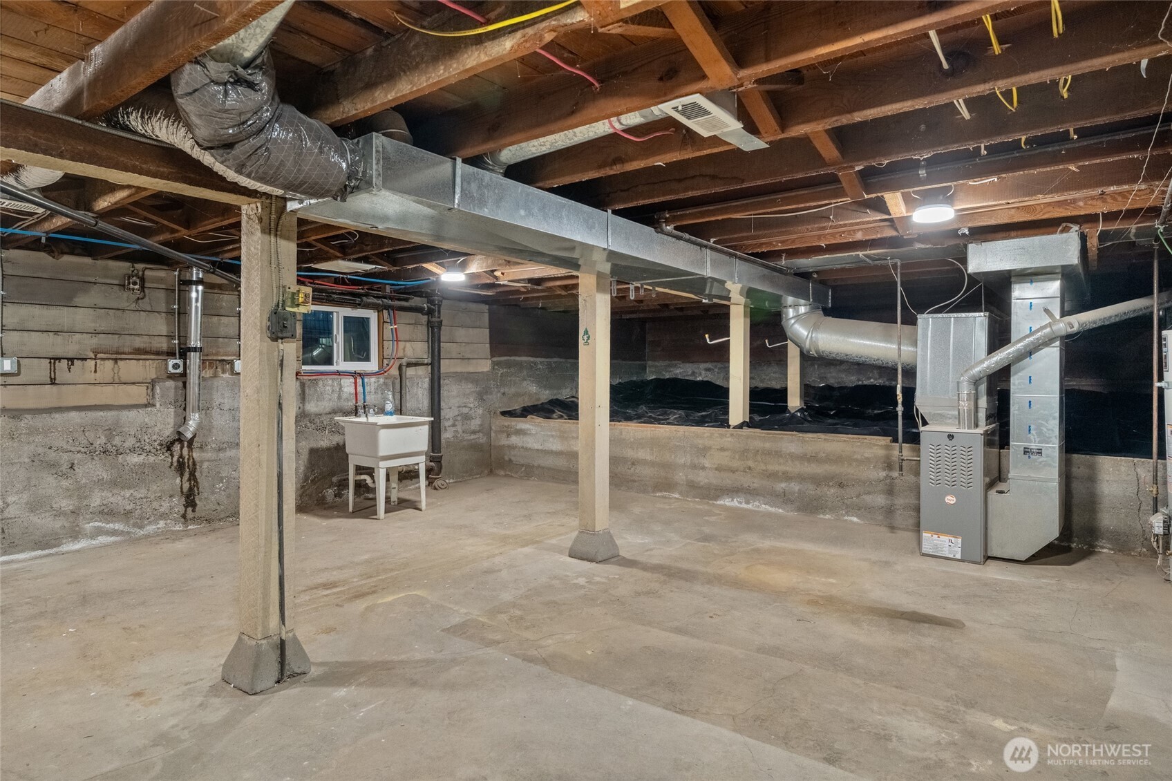 610 W Halladay Street