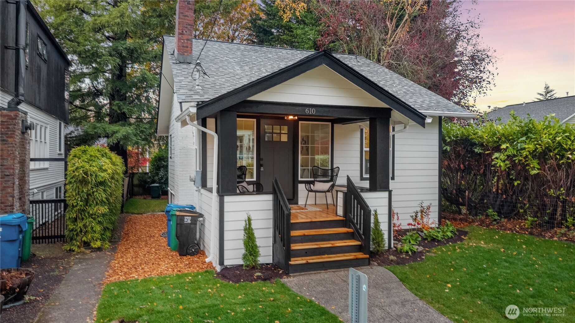 610 W Halladay Street