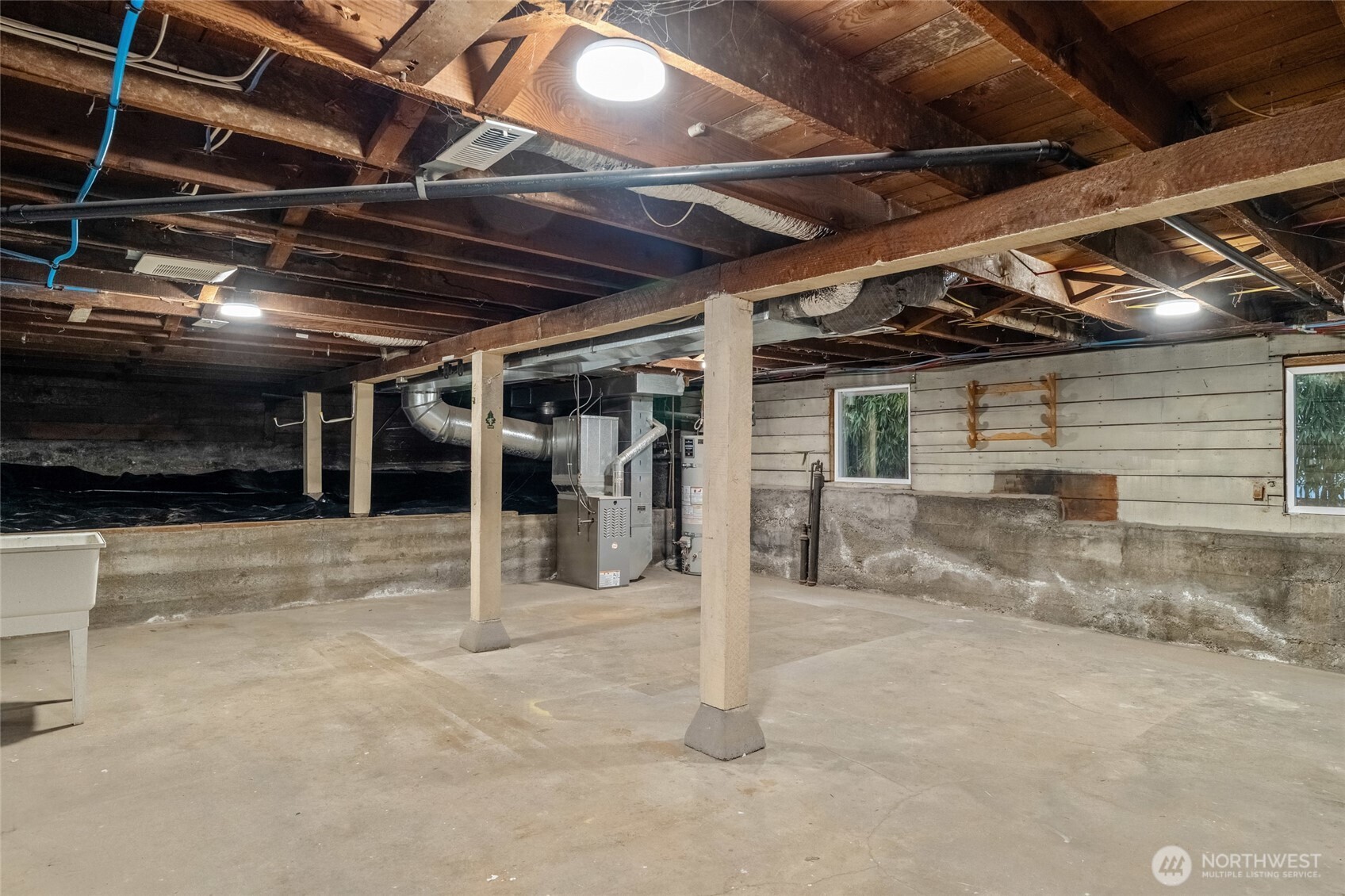 610 W Halladay Street