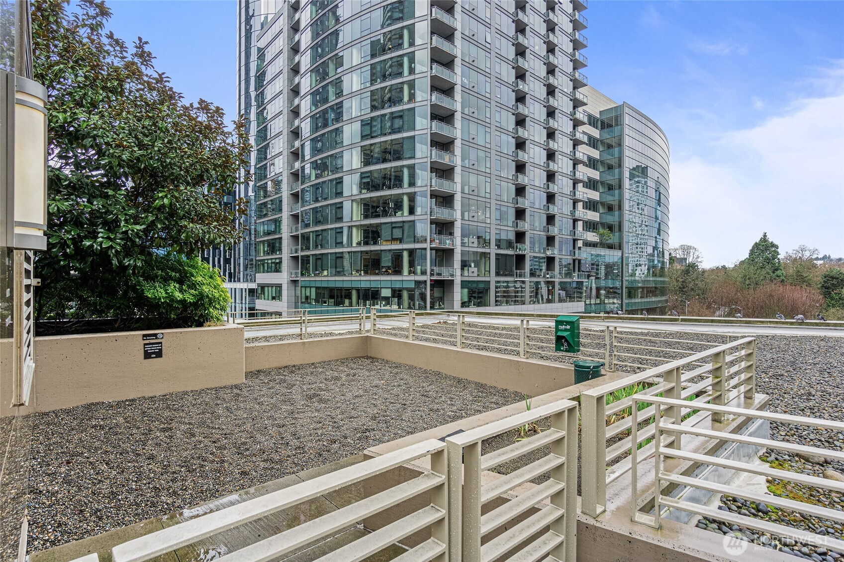 900 Lenora Street Unit: 804