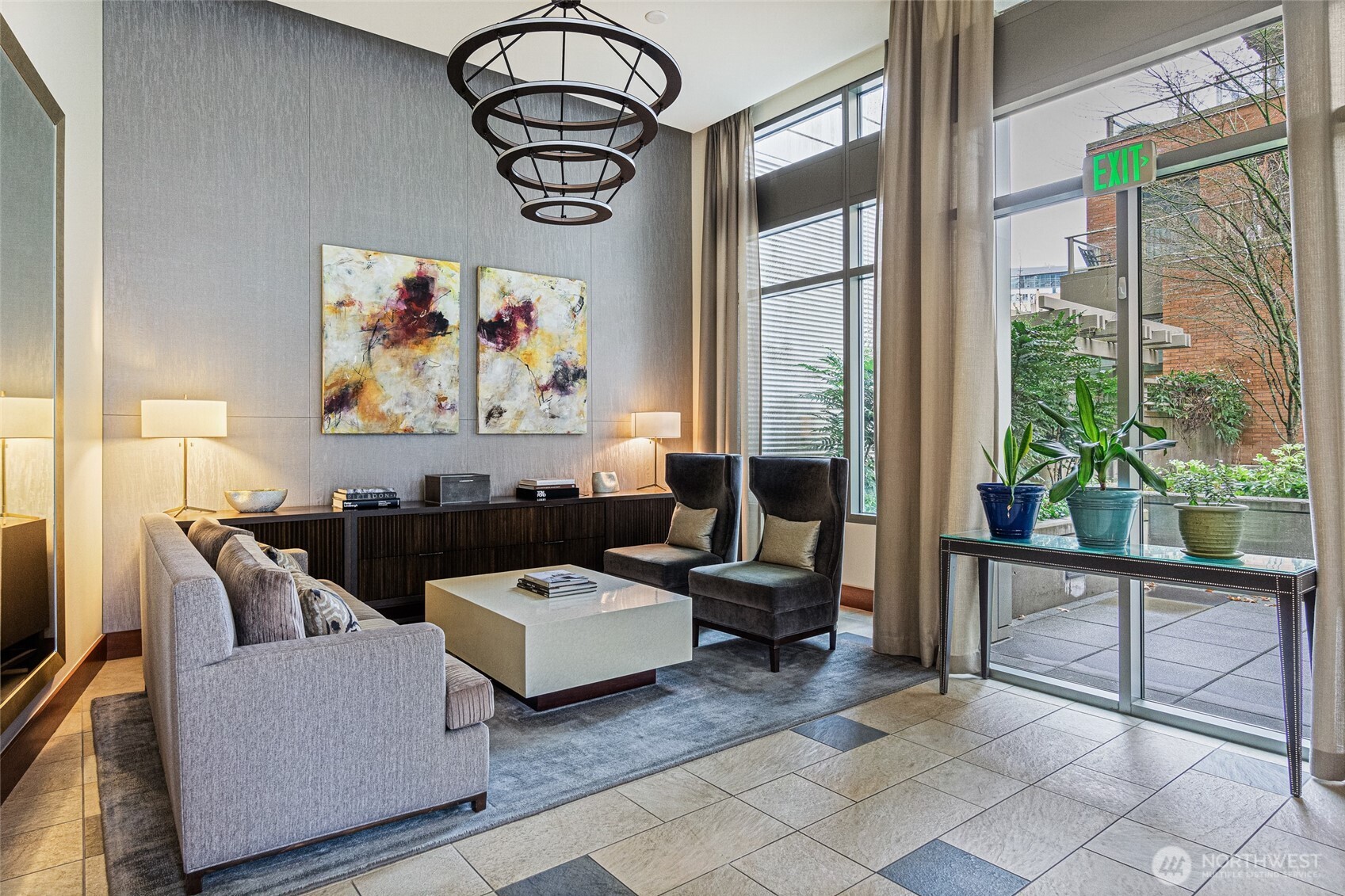 900 Lenora Street Unit: 804