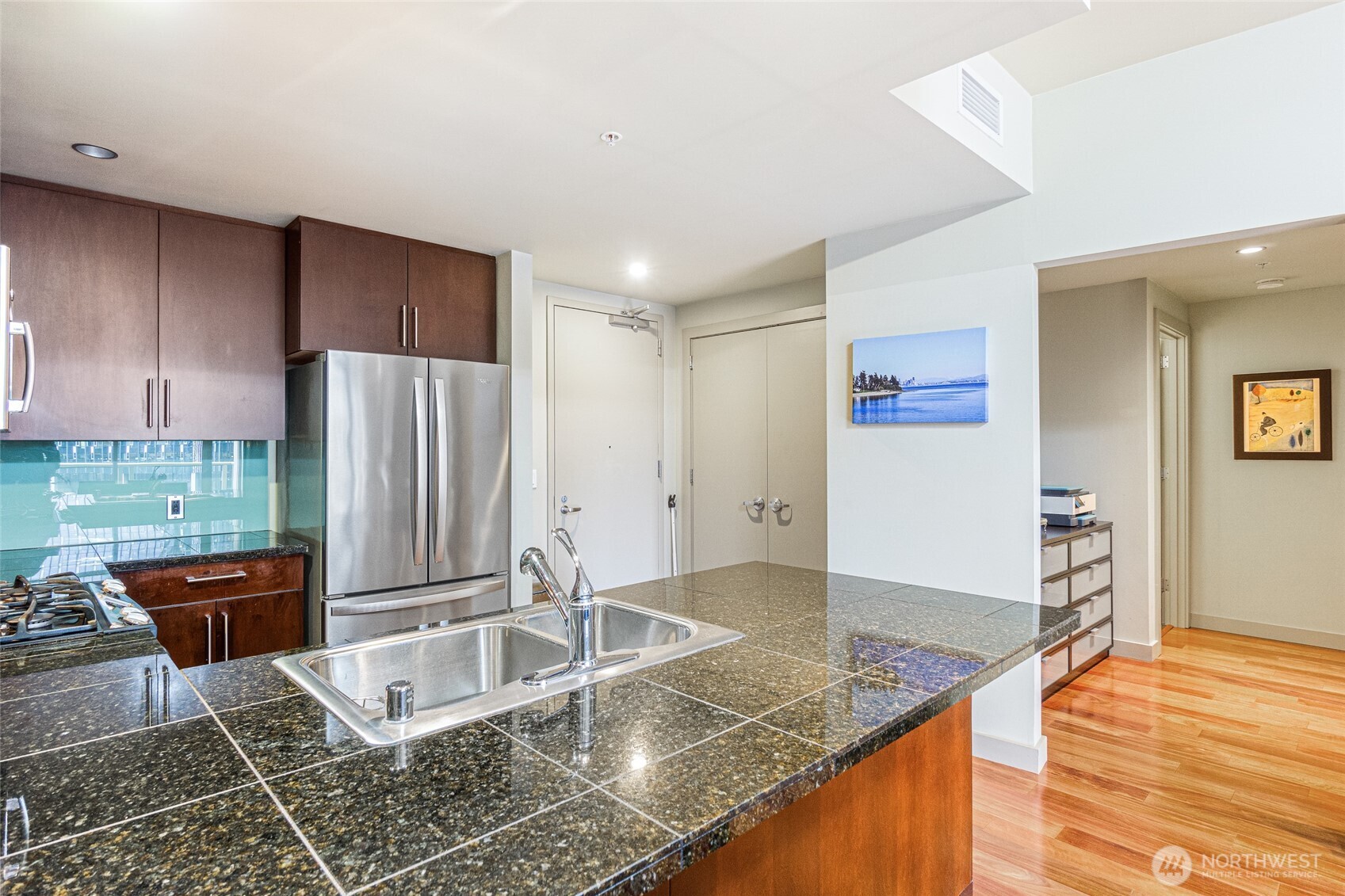 900 Lenora Street Unit: 804