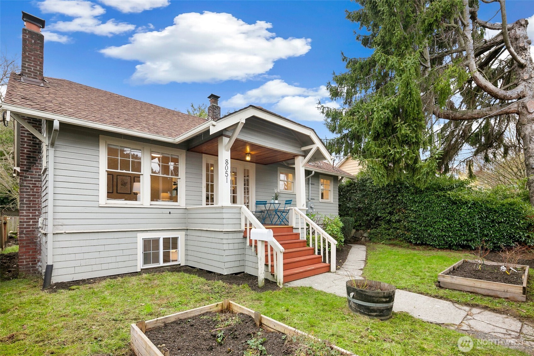8051 15th Avenue NE