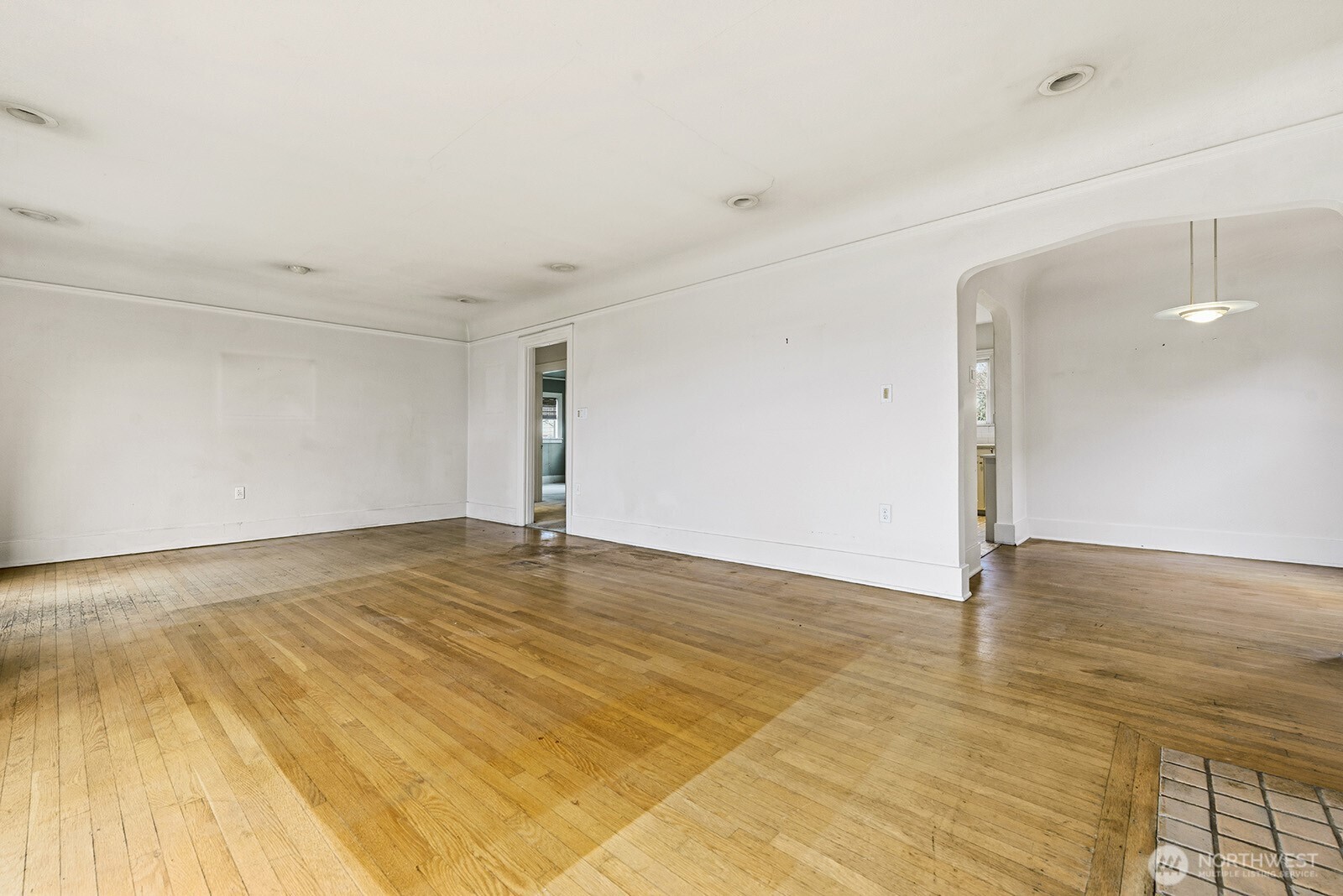 1142 N 77th Street