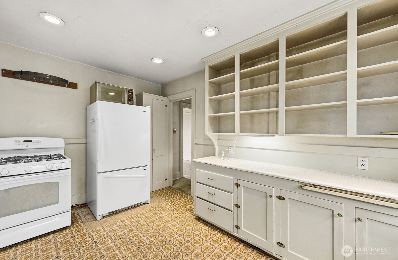 1142 N 77th Street