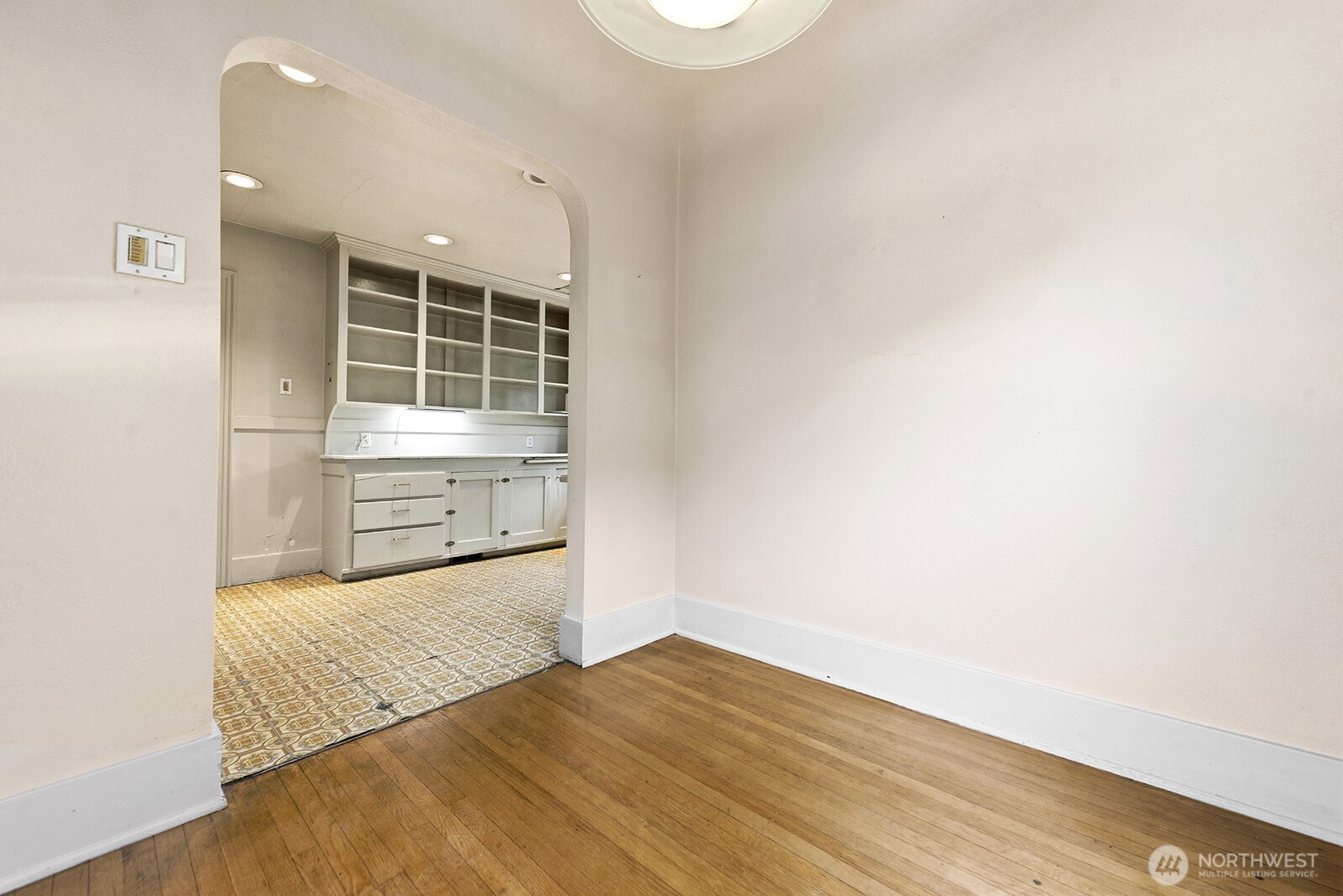 1142 N 77th Street