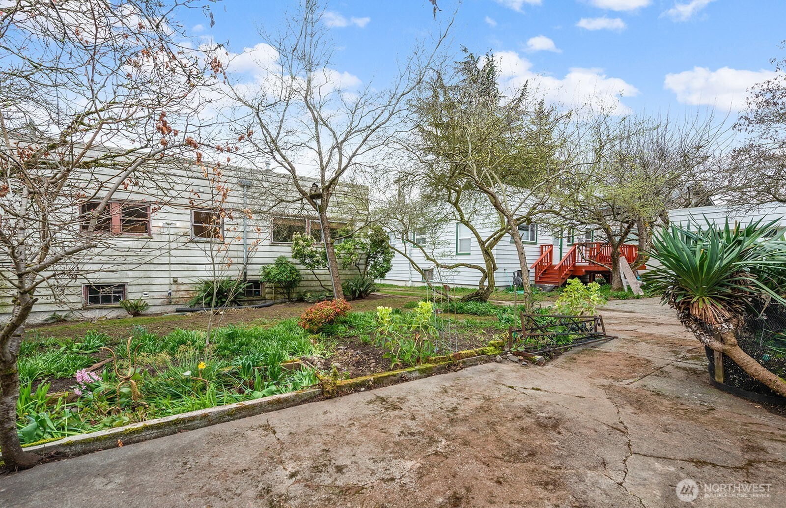 1142 N 77th Street