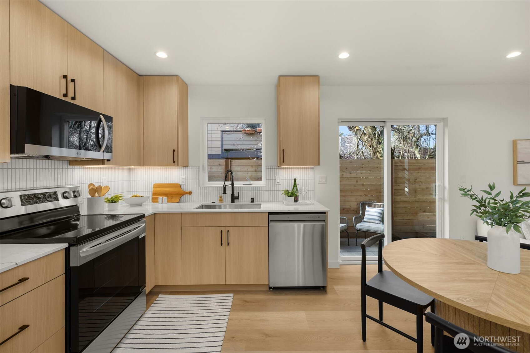 14321 C Interlake Avenue N