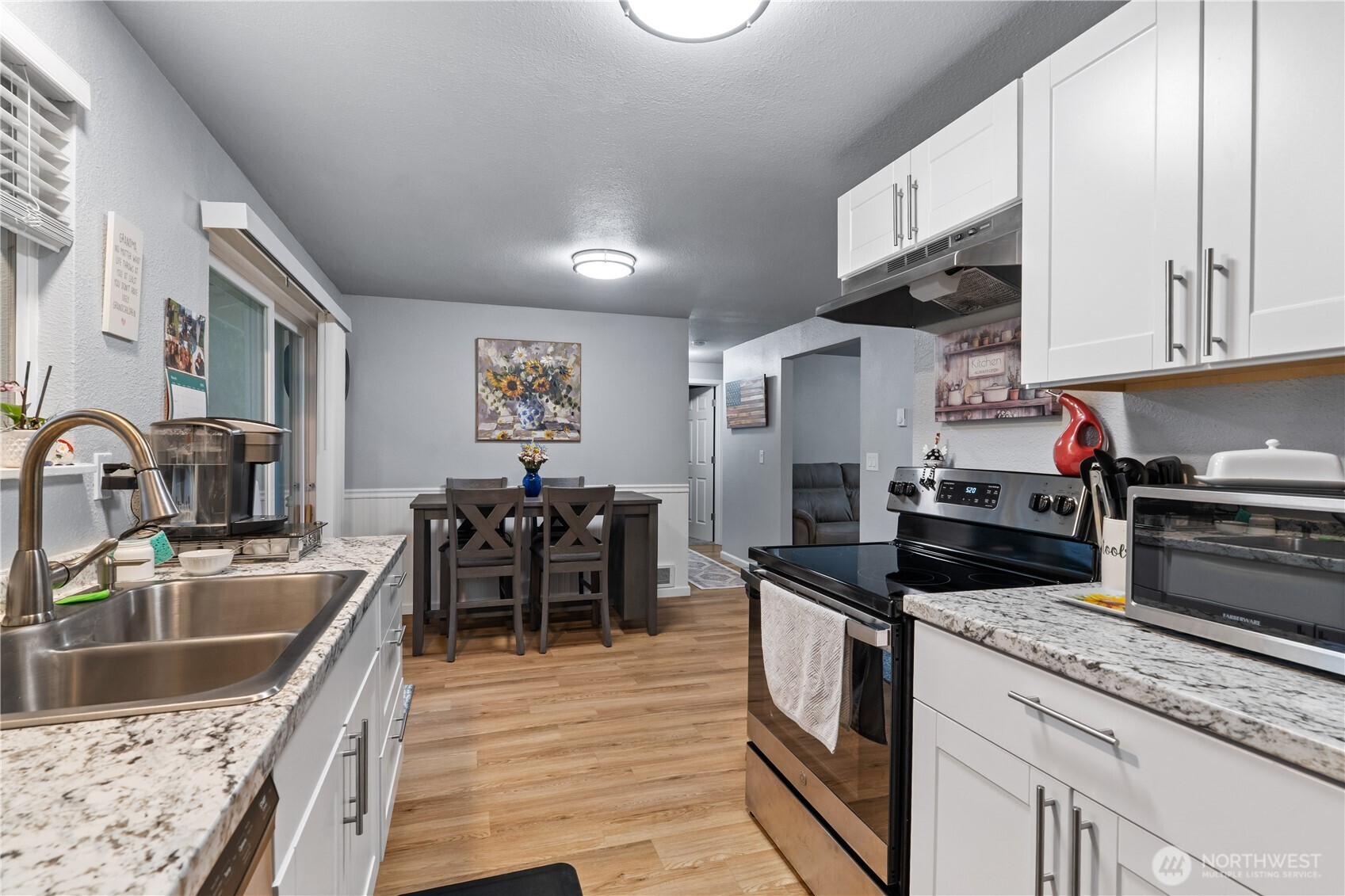 10221 -10223 146th Street E Unit: 10221