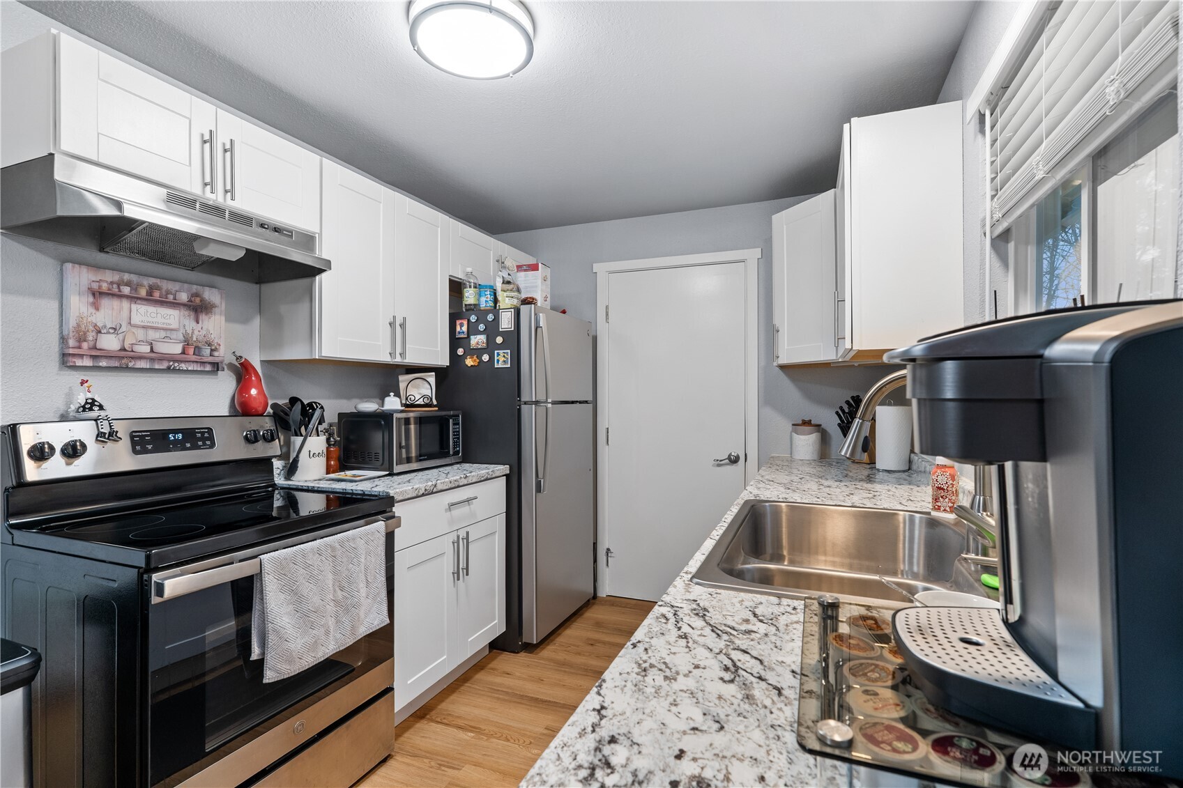 10221 -10223 146th Street E Unit: 10221